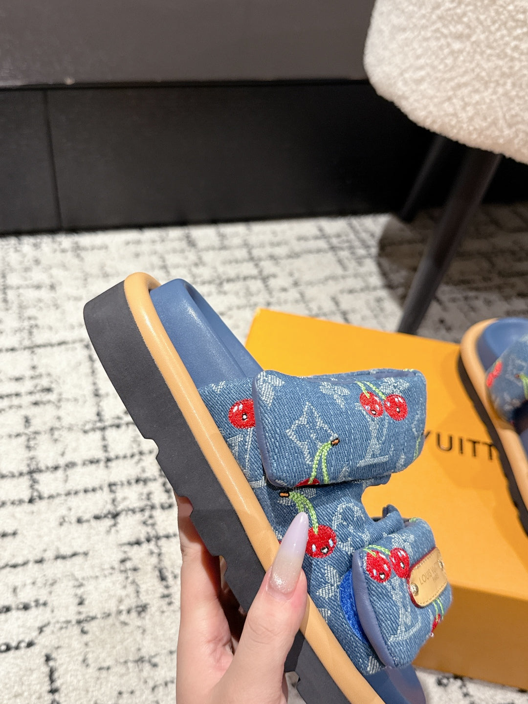 LOUIS VUITTON LV MIAMI DOUBLE-STRAP SANDALS 25S IN BLUE DENIM AND CALFSKIN