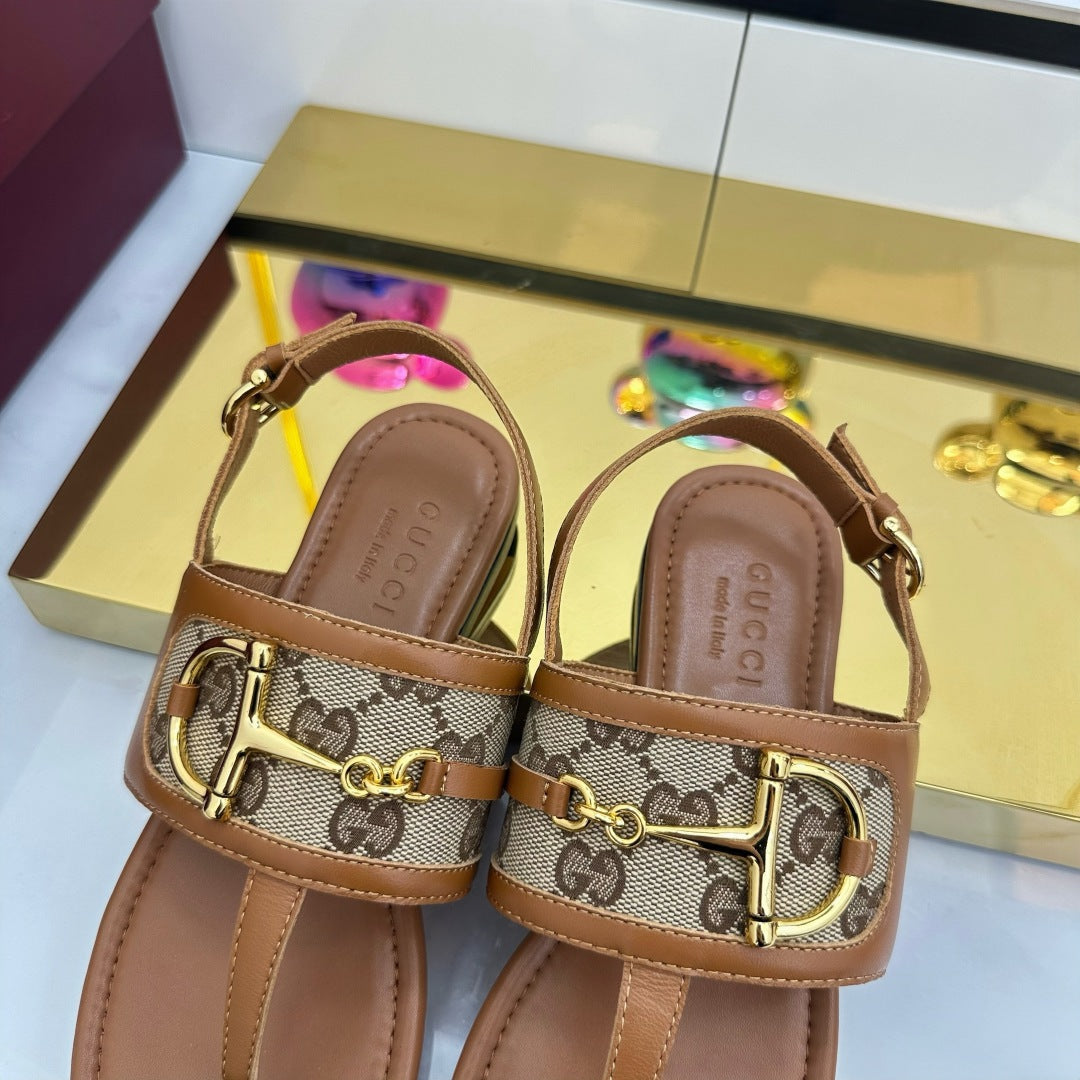 GUCCI FLAT THONG SANDALS WITH ANKLE STRAP IN BROWN LAMBSKIN AND BEIGE FABRIC