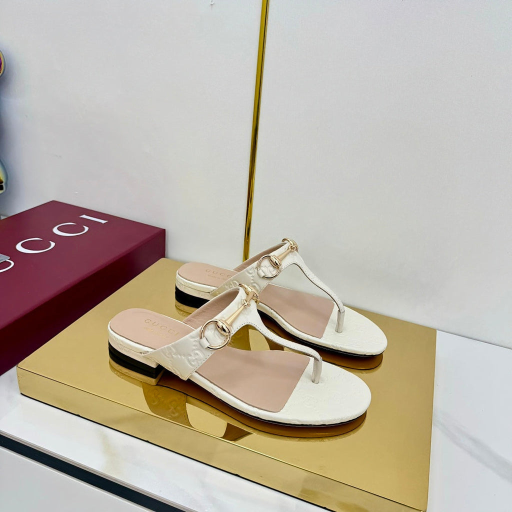 GUCCI THONG SANDALS 25S IN WHITE LAMBSKIN WITH GOLD HARDWARE