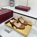 GUCCI THONG SANDALS IN BROWN LAMBSKIN WITH GOLD HARDWARE