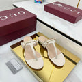 GUCCI THONG SANDALS IN CREAM WHITE LAMBSKIN WITH GOLD HARDWARE