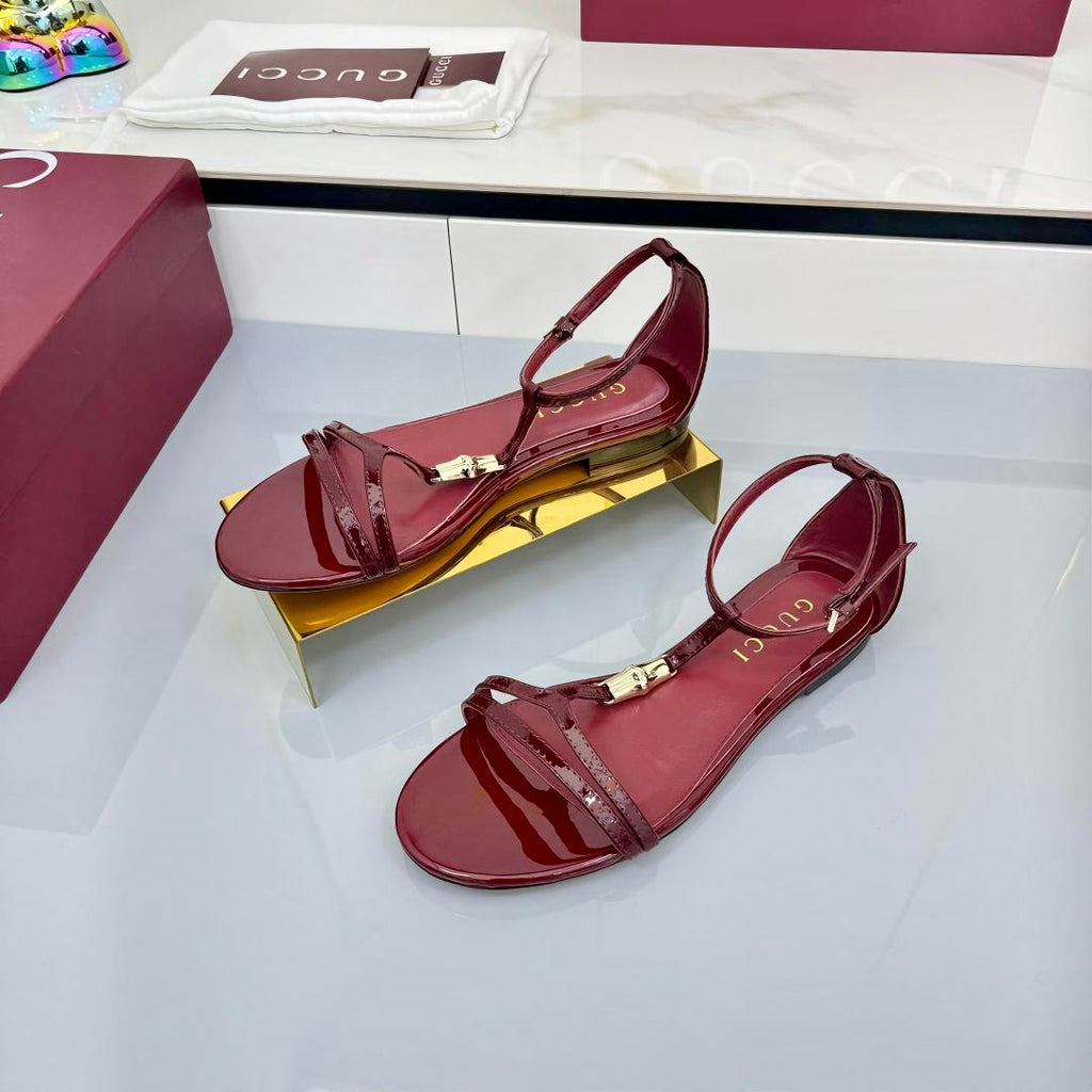 GUCCI THONG SANDALS 25S IN RED LAMBSKIN WITH GOLD HARDWARE
