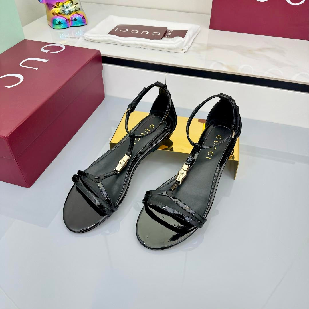 GUCCI THONG SANDALS 25S IN BLACK LAMBSKIN WITH GOLD HARDWARE