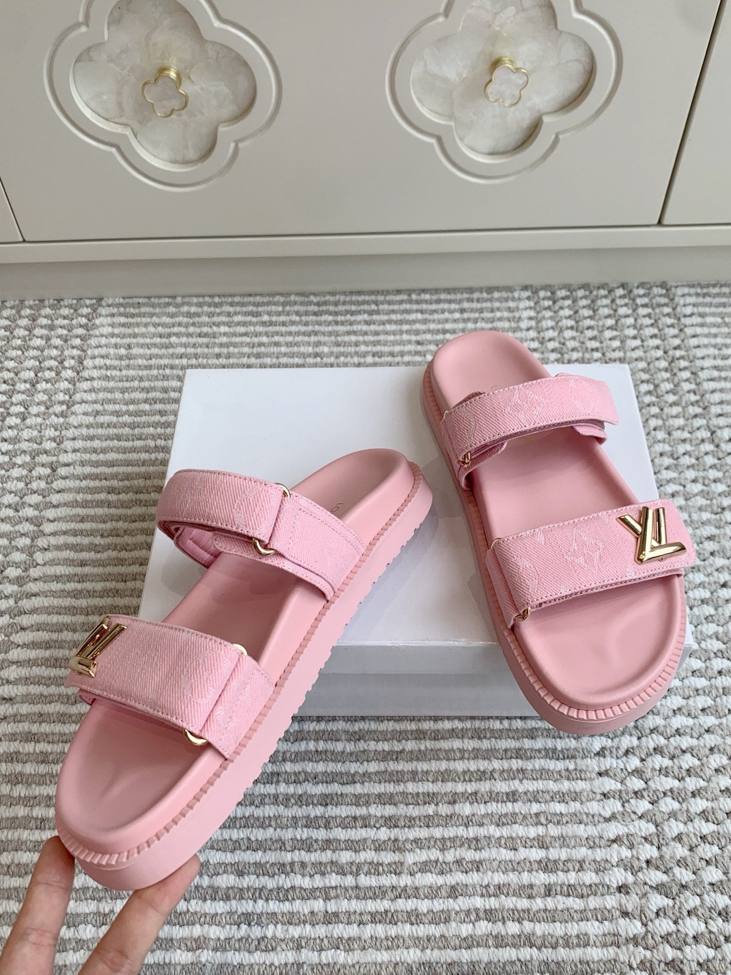 LOUIS VUITTON LV TWO-STRAP SANDALS 25S IN LIGHT PINK DENIM AND CALFSKIN WITH GOLD HARDWARE