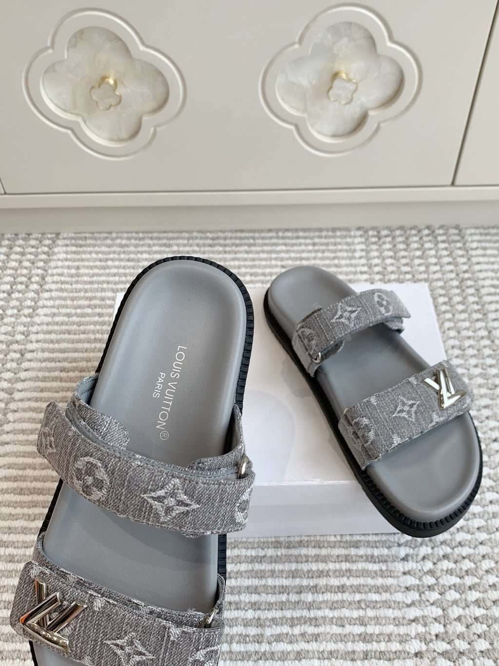LOUIS VUITTON LV TWO-STRAP SANDALS 25S IN GREY DENIM AND CALFSKIN WITH SILVER HARDWARE