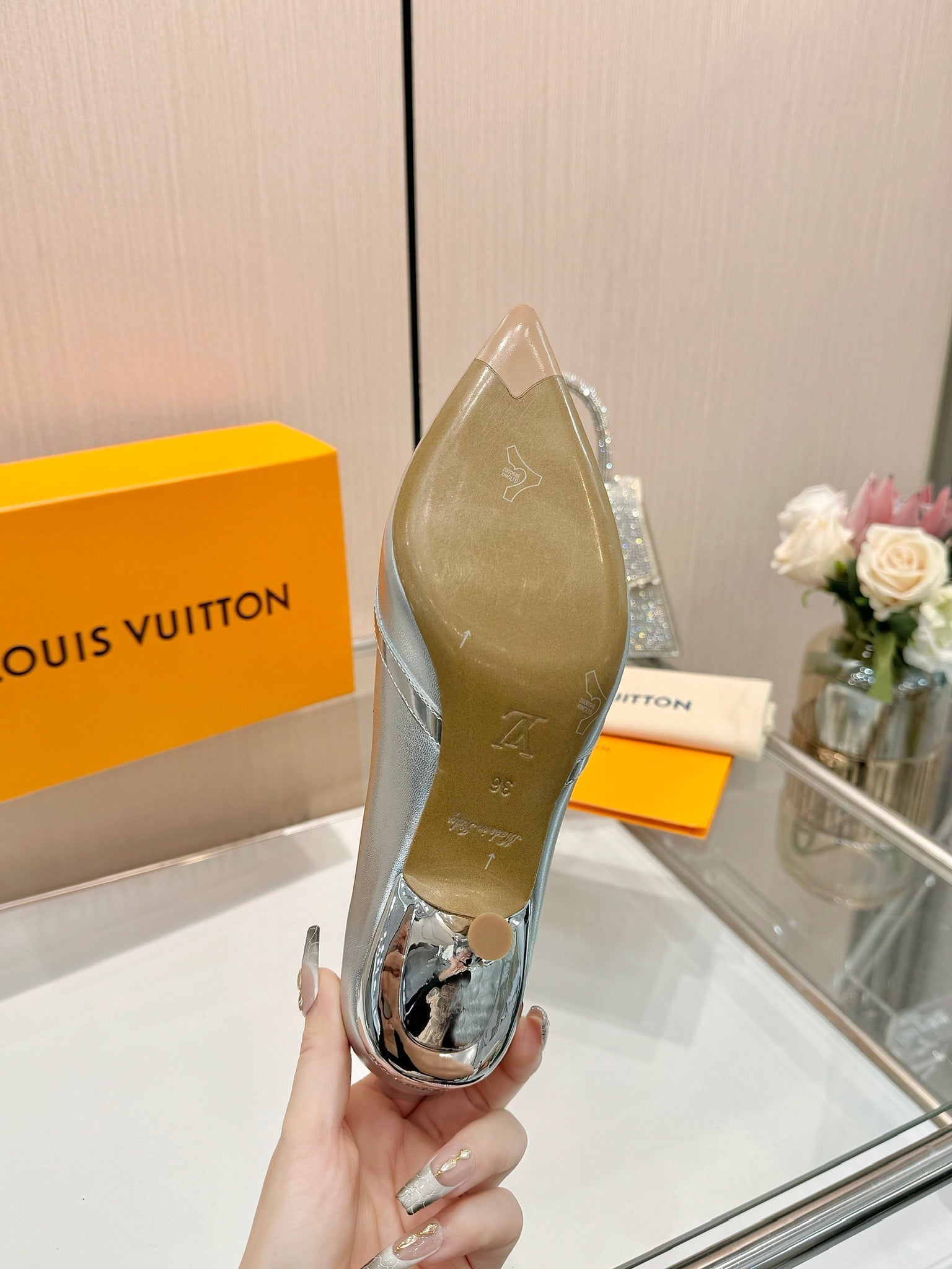 LOUIS VUITTON 6AM HIGH HEELS 55 MM IN SILVER LAMBSKIN