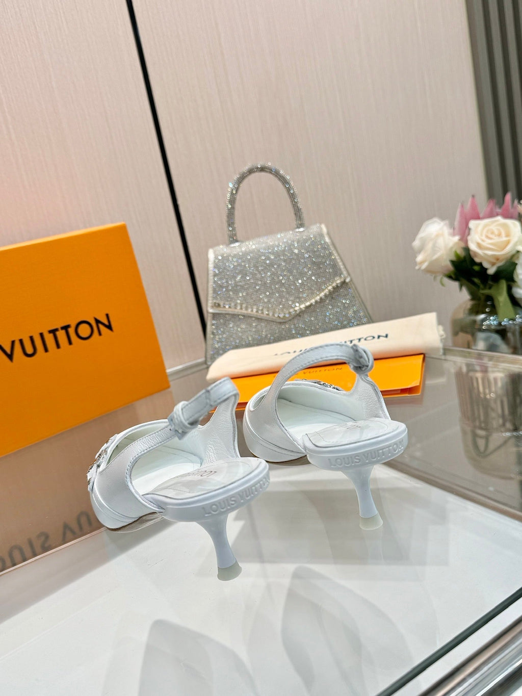 LOUIS VUITTON 6AM SLINGBACK HIGH HEELS 55 MM IN WHITE LAMBSKIN