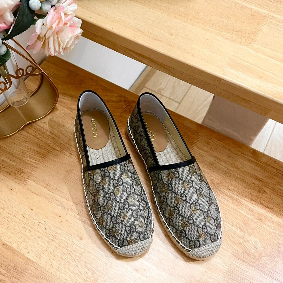 GUCCI Supreme Flat Shoes Brown Caro