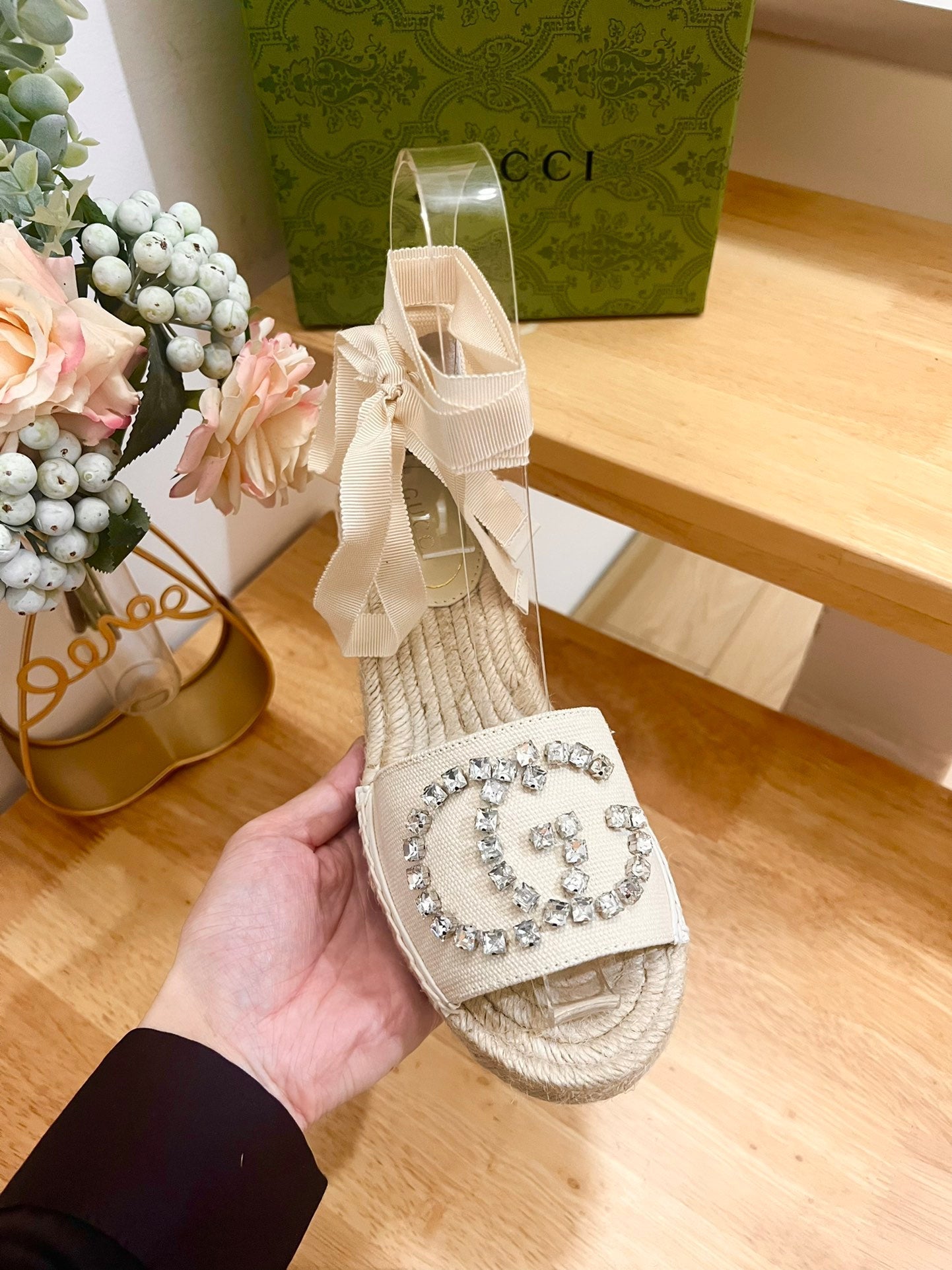 GUCCI PLATFORM WITH RHINESTONE LOGO IN CREAM BEIGE CANVAS AND STRAW LINING