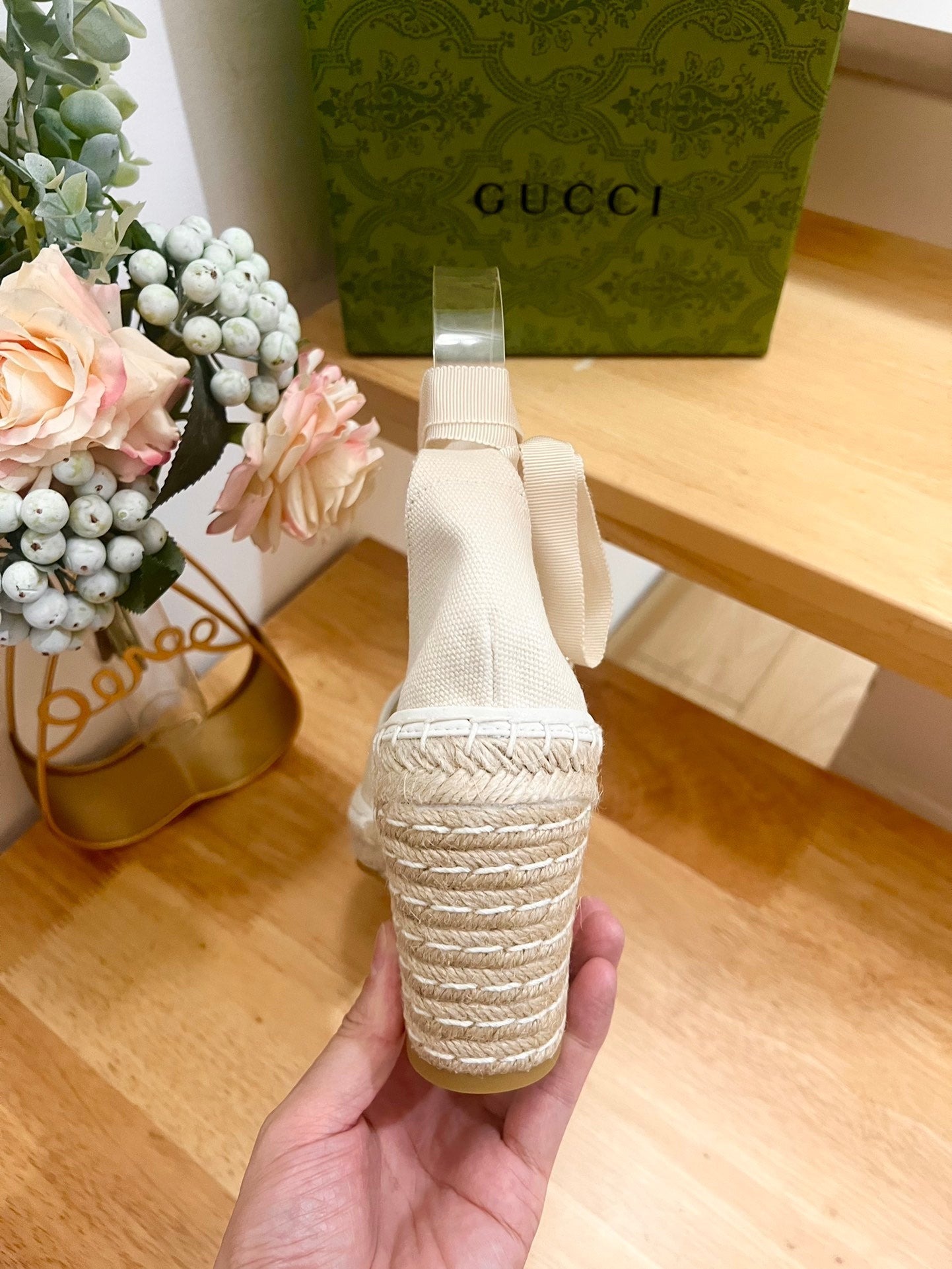 GUCCI PLATFORM WITH RHINESTONE LOGO IN CREAM BEIGE CANVAS AND STRAW LINING