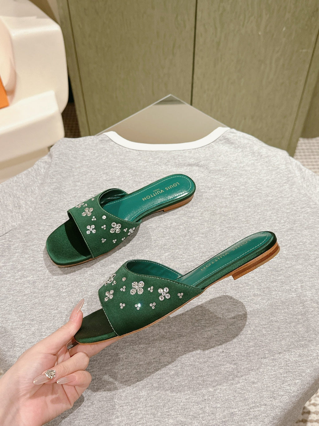 LOUIS VUITTON LV WOMEN FLAT MULE IN GREEN FOREST SATIN WITH RHINESTONE