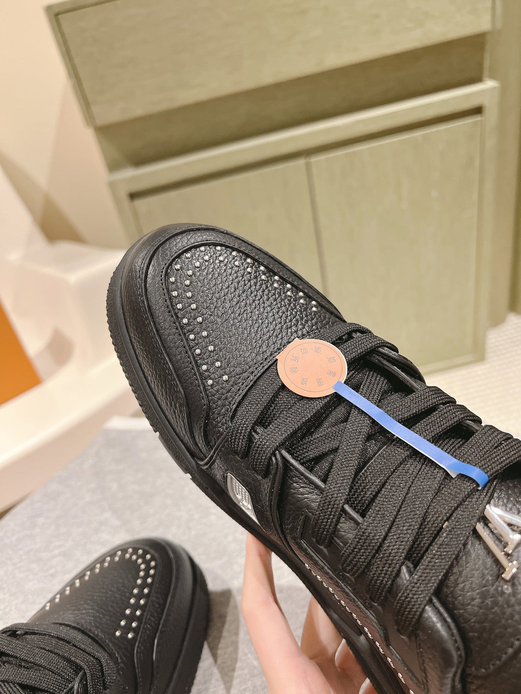 LOUIS VUITTON LV TRAINER SNEAKER IN BLACK CALFSKIN