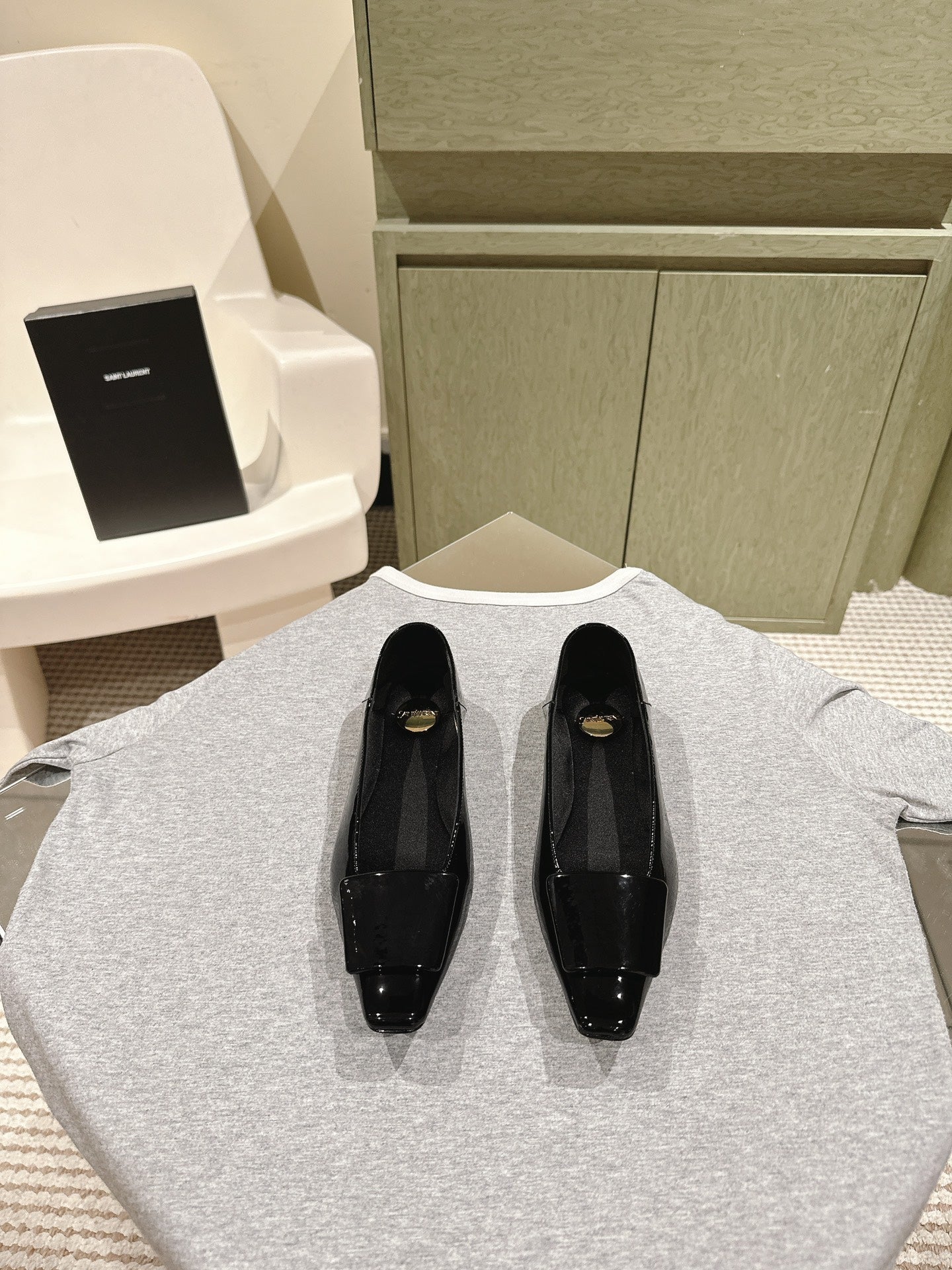 LOUIS VUITTON BALLERINA FLATS IN BLACK PATENT CALFSKIN
