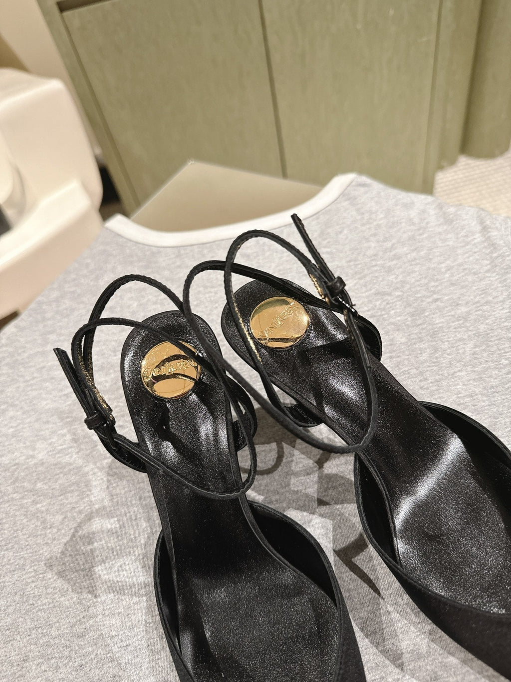 LOUIS VUITTON AIMÉE HIGH 8 CM SLINGBACK PUMPS IN BLACK SATIN