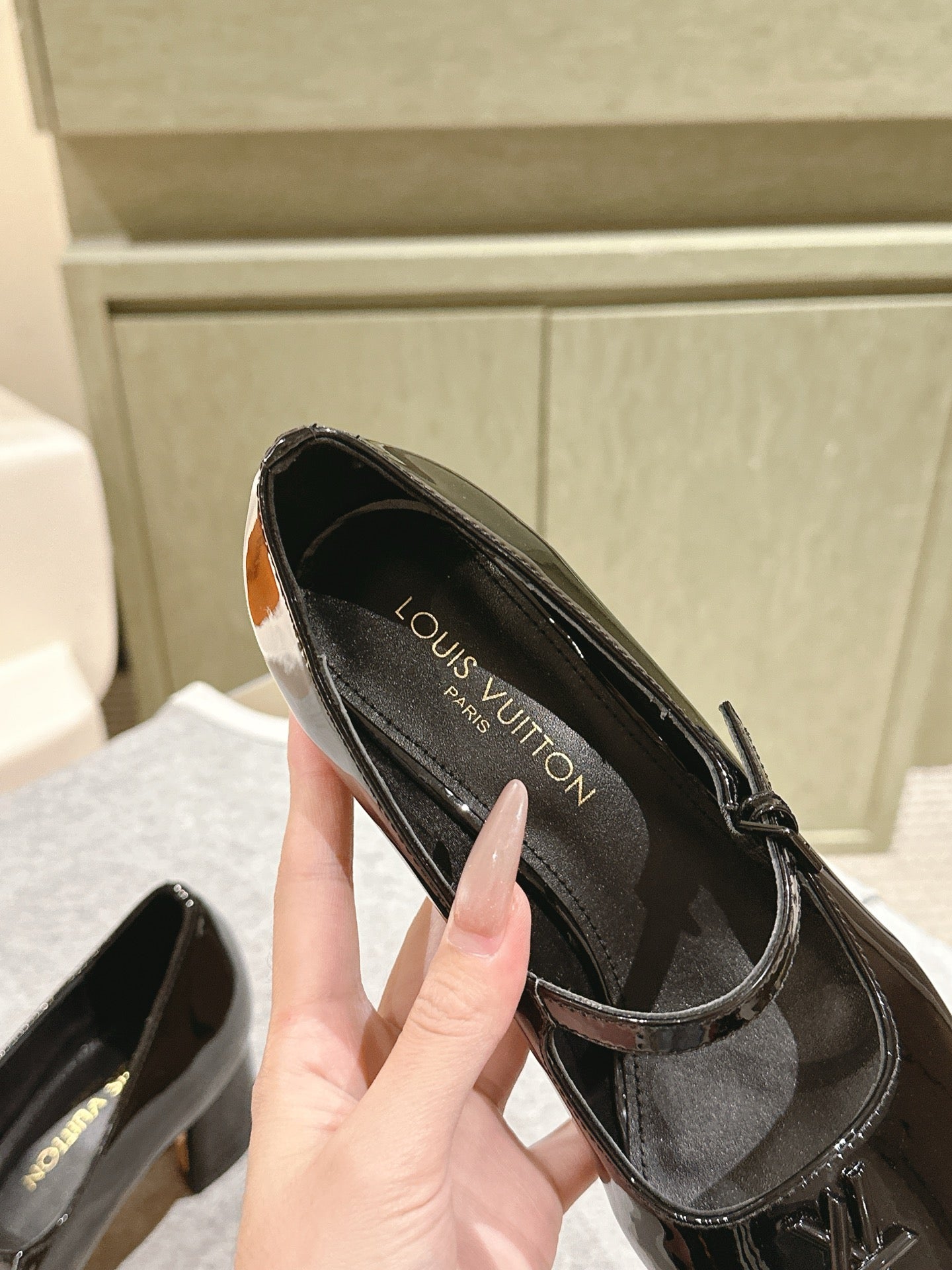 LOUIS VUITTON SWING HIGH MARY JANE 55 MM IN BLACK PATENT CALFSKIN
