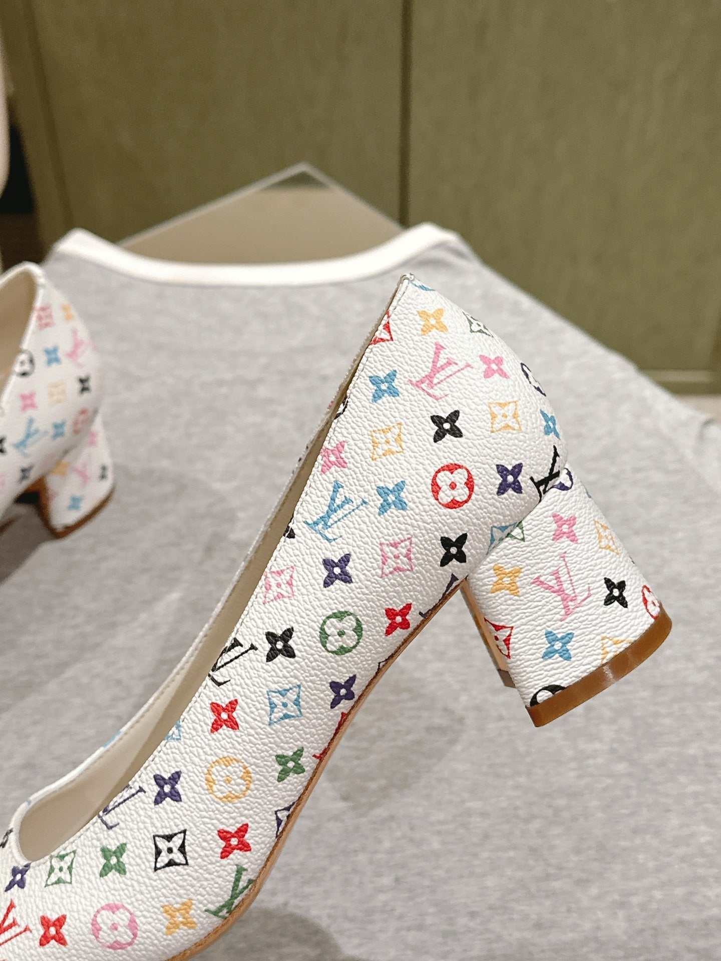 LOUIS VUITTON SWING HIGH PUMP 55 MM IN WHITE MONOGRAM CALFSKIN