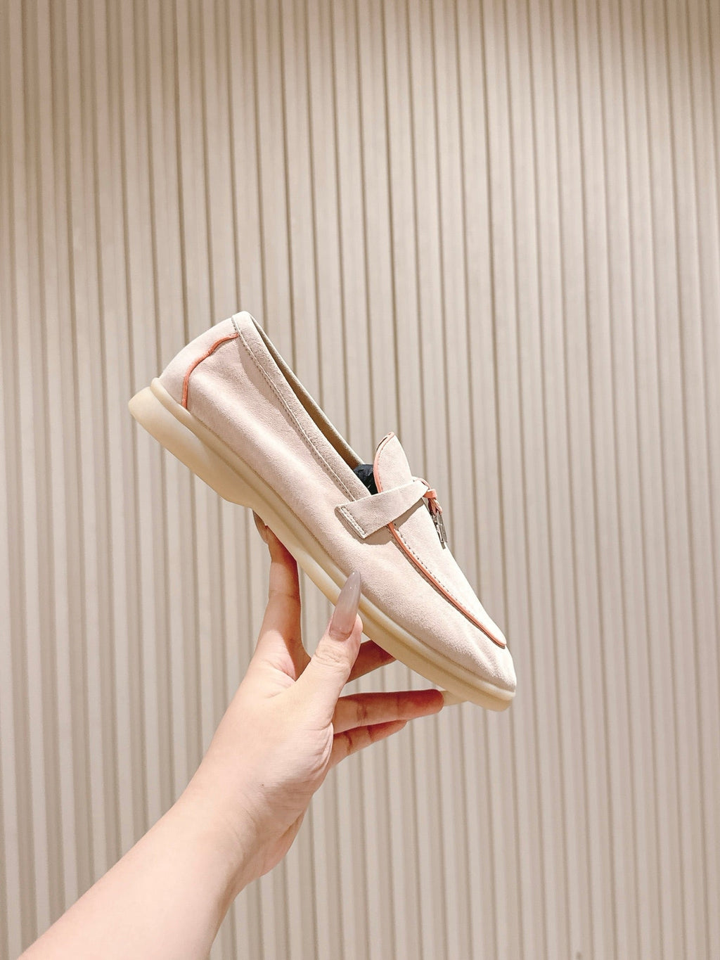 LP LOAFERS 25S IN SOFT BEIGE SUEDE WITH SILVER HARDWARE