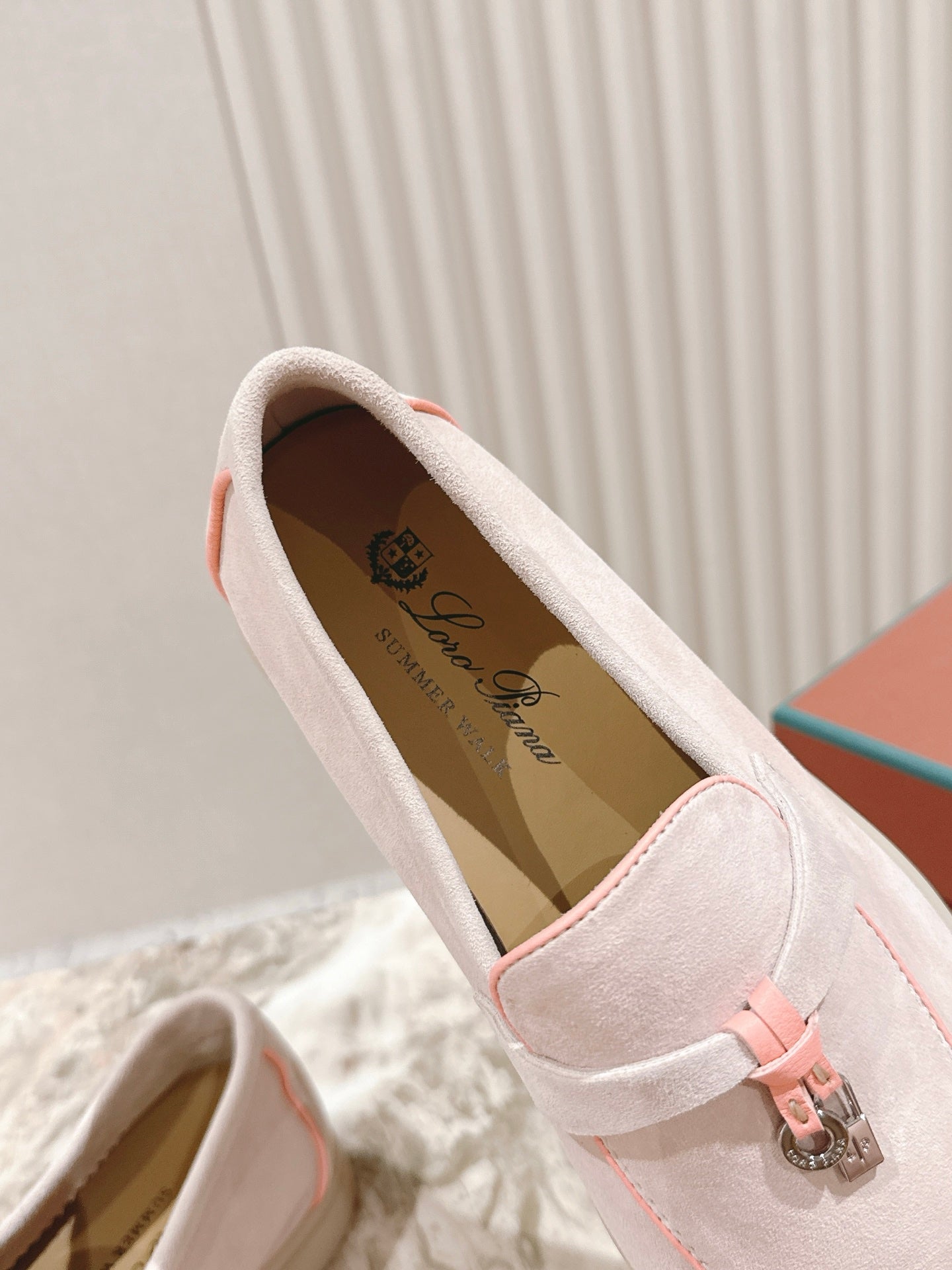 LP LOAFERS 25S IN SOFT BEIGE SUEDE WITH SILVER HARDWARE