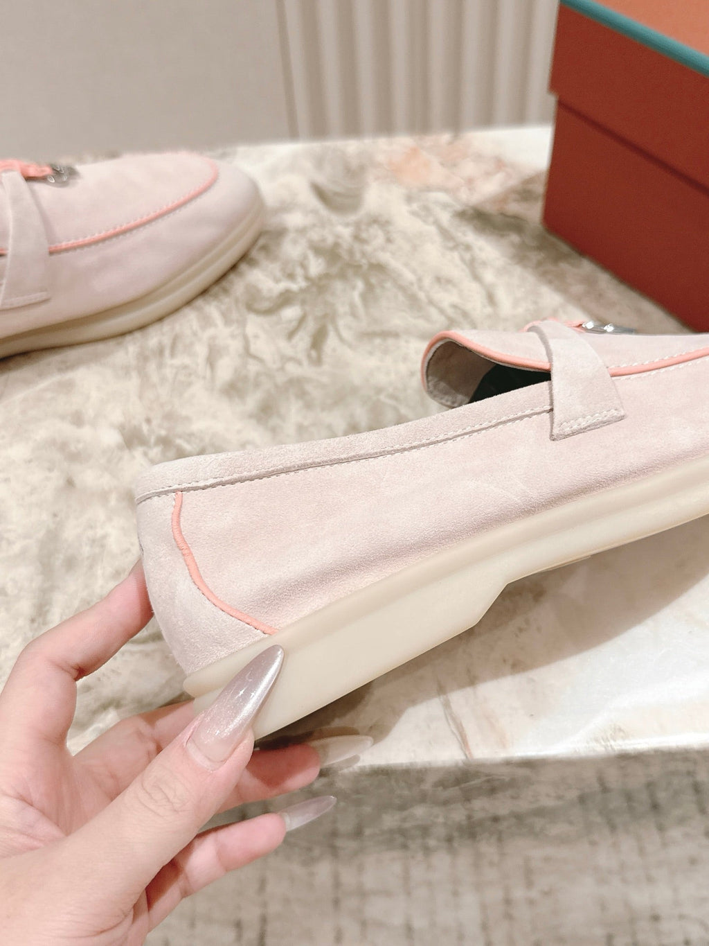 LP LOAFERS 25S IN SOFT BEIGE SUEDE WITH SILVER HARDWARE