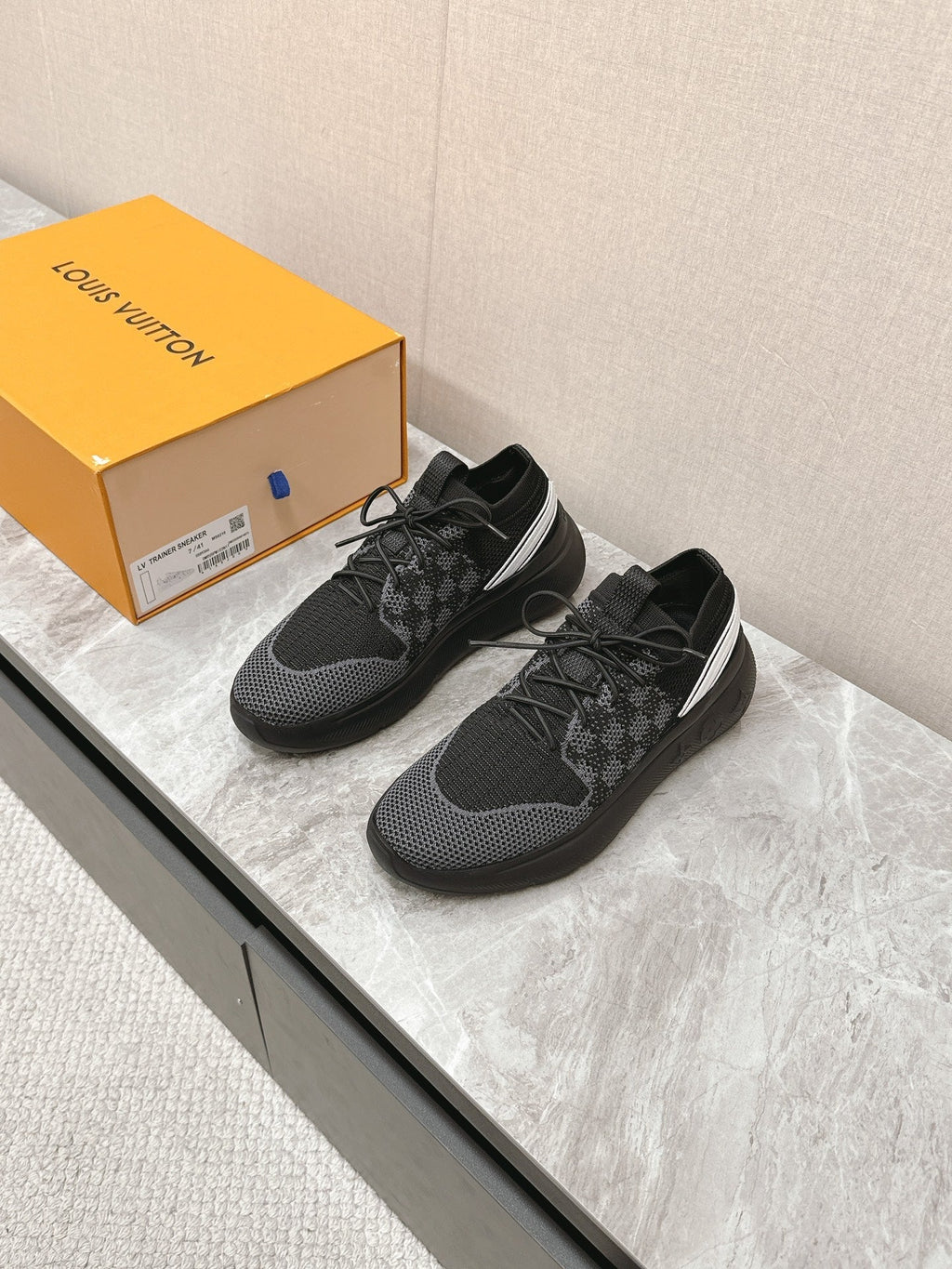 LOUIS VUITTON SNEAKERS IN BLACK DAMIER ELASTIC FABRIC