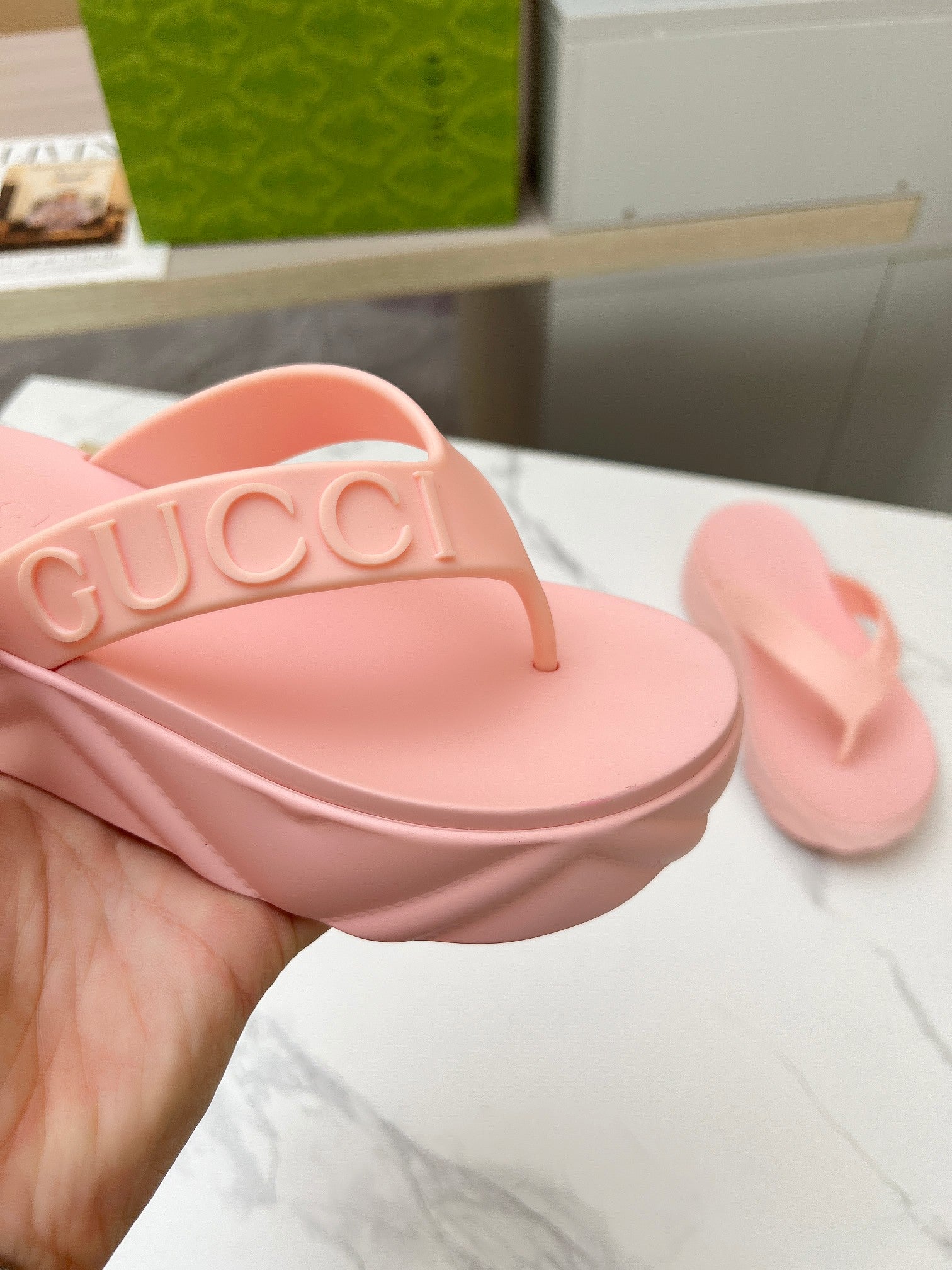 GUCCI THONG PLATFORM IN LIGHT PINK IMPORTED TPU