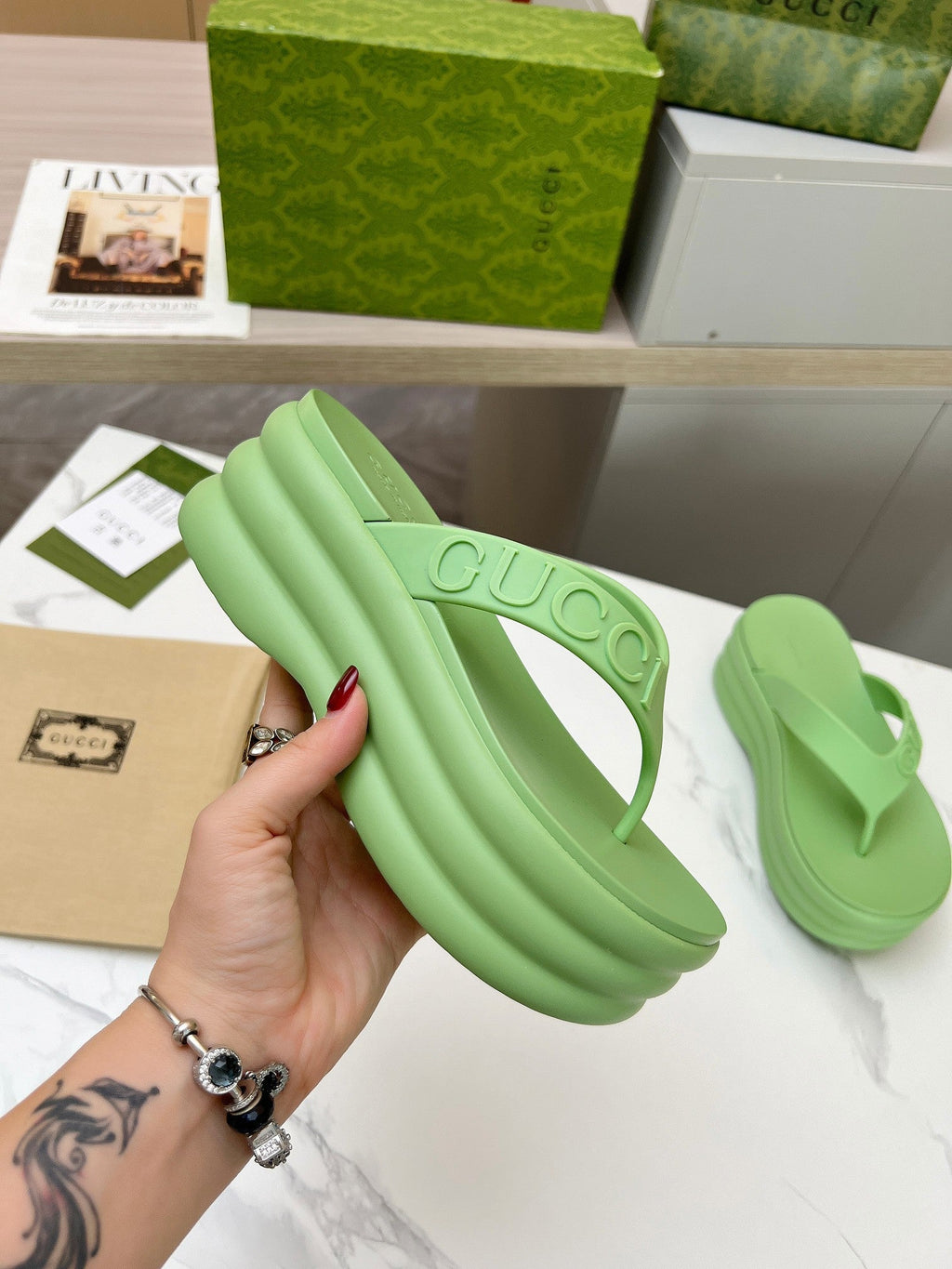GUCCI THONG PLATFORM 5 CM IN PISCHIATO GREEN IMPORTED TPU