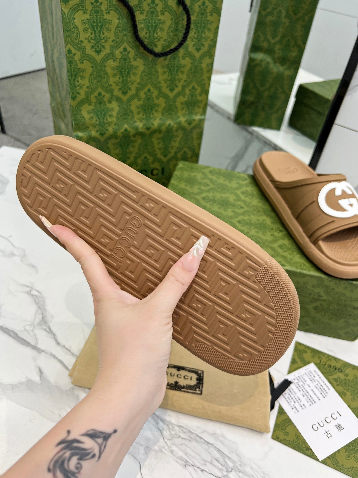 GUCCI PLATFORM SLIPPERS IN PEANUT BROWN IMPORTED TPU