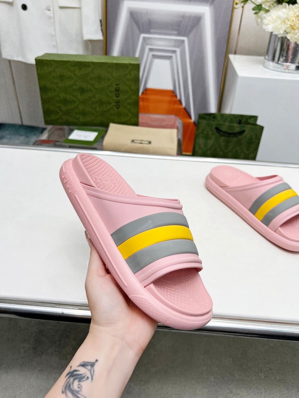GUCCI PLATFORM SLIPPERS IN LIGHT PINK MIX COLORFUL IMPORTED TPU