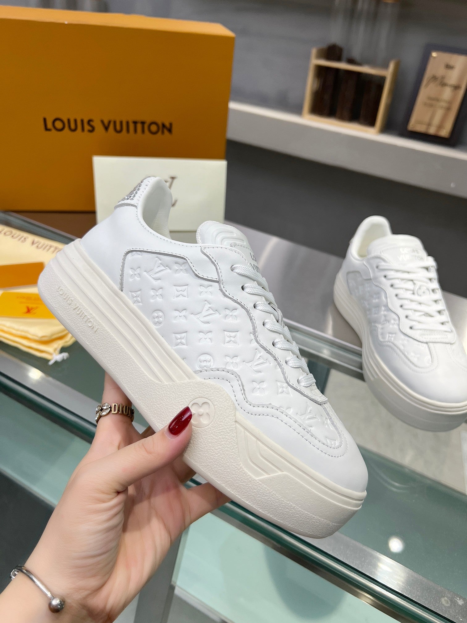 LOUIS VUITTON LV WOMEN GROOVY PLATFORM IN WHITE EMBOSSED CALFSKIN