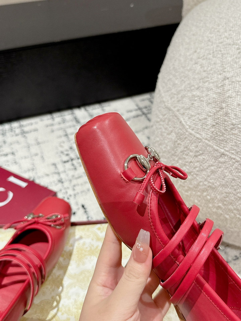 GUCCI MARY JANE FLAT IN CRIMSON RED CALFSKIN