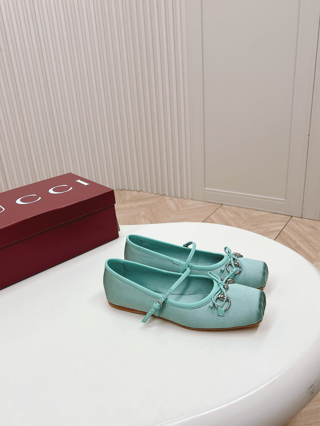 GUCCI BALLET FLAT ARCTIC SILK