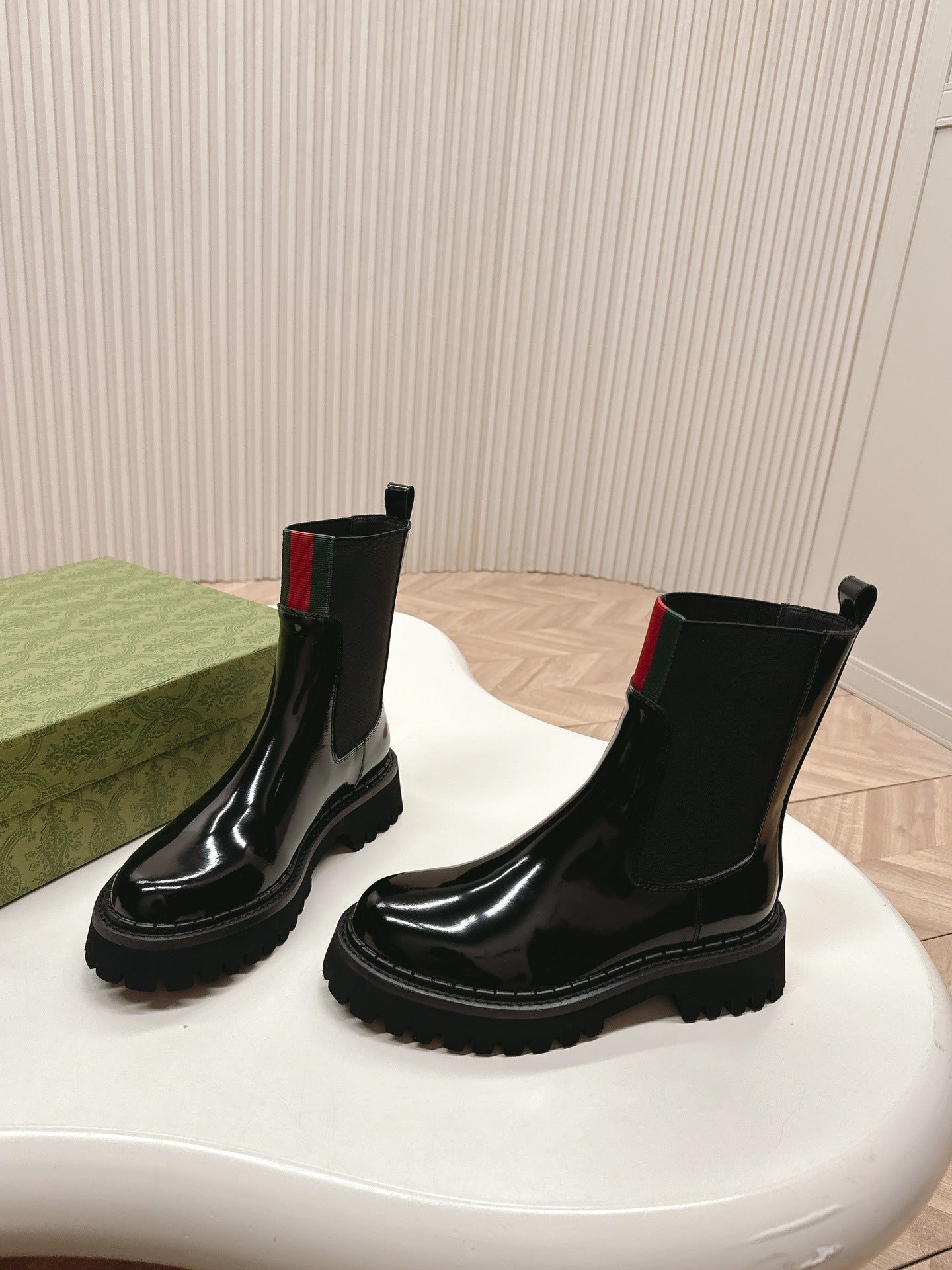 GUCCI CLASSIC MARTIN BOOTS IN BLACK PATENT LEATHER