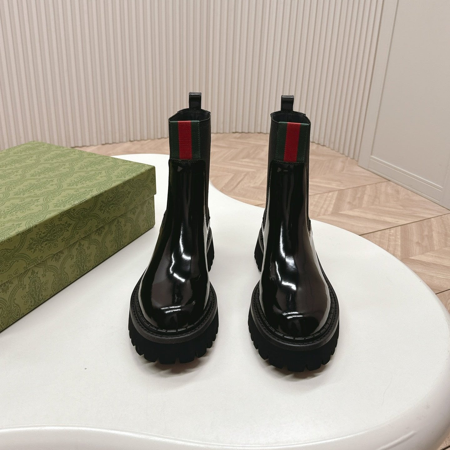GUCCI CLASSIC MARTIN BOOTS IN BLACK PATENT LEATHER