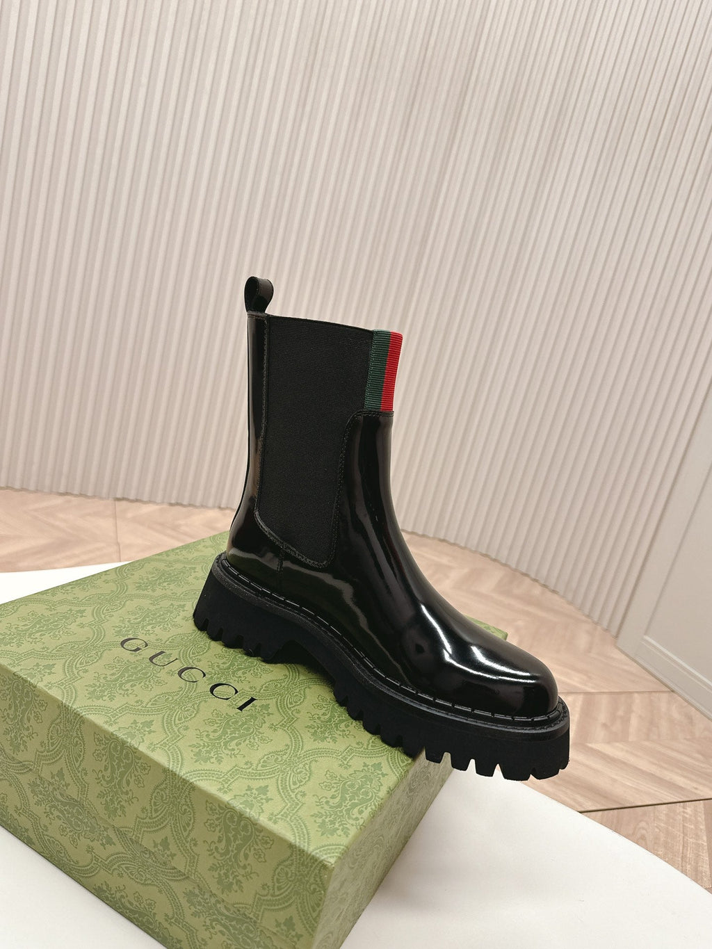 GUCCI CLASSIC MARTIN BOOTS IN BLACK PATENT LEATHER