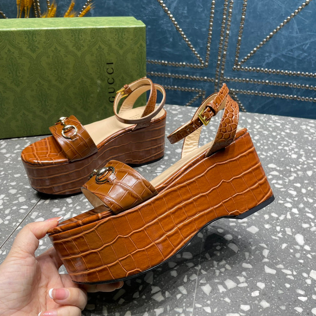 GUCCI HORSEBIT FLATFORM SANDAL CARAMEL CALFSKIN