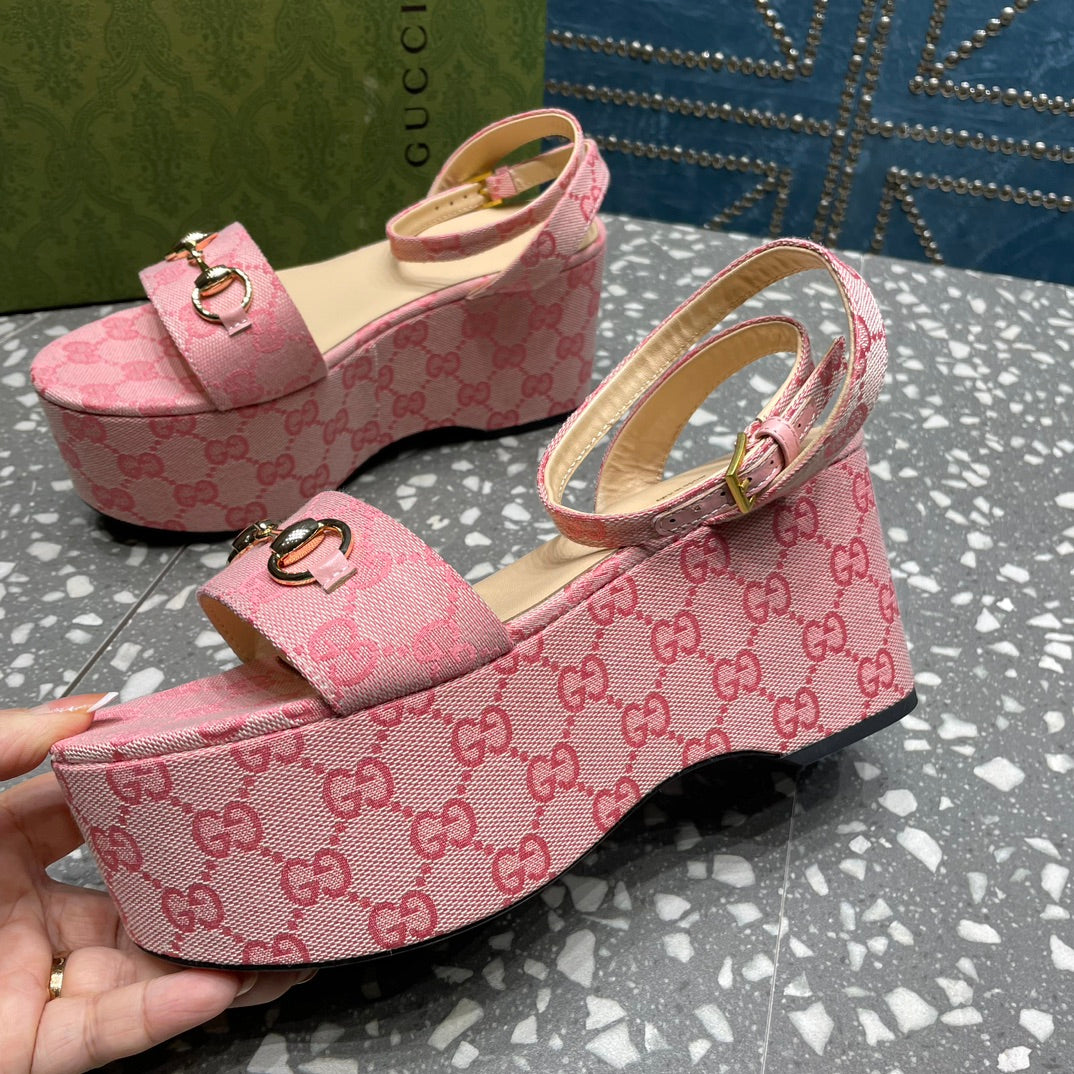 GUCCI HORSEBIT FLATFORM SANDAL LIGHT PINK CALFSKIN