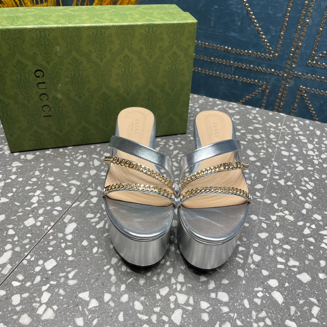GUCCI HIGH WEDGE PLATFORM IN SILVER CALFSKIN WITH GOLD HARDWARE