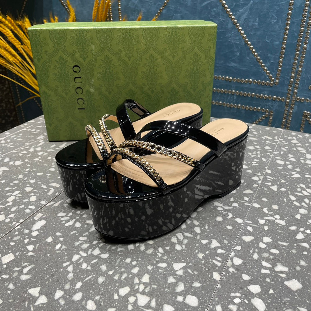 GUCCI HIGH WEDGE PLATFORM IN BLACK CALFSKIN WITH GOLD HARDWARE