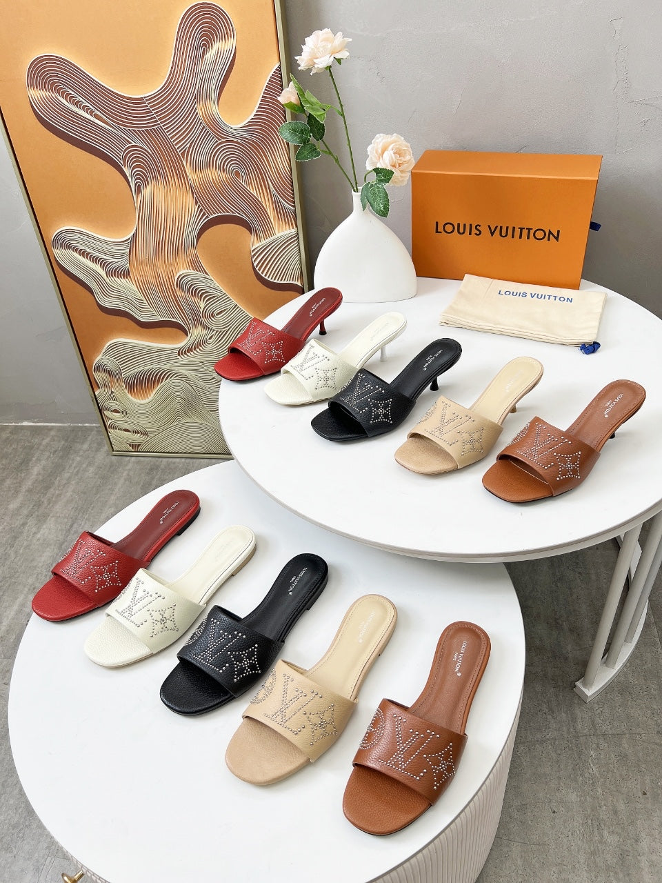 LOUIS VUITTON FLAT SLIDE IN BISQUE BEIGE LAMBSKIN WITH RHINSTONES