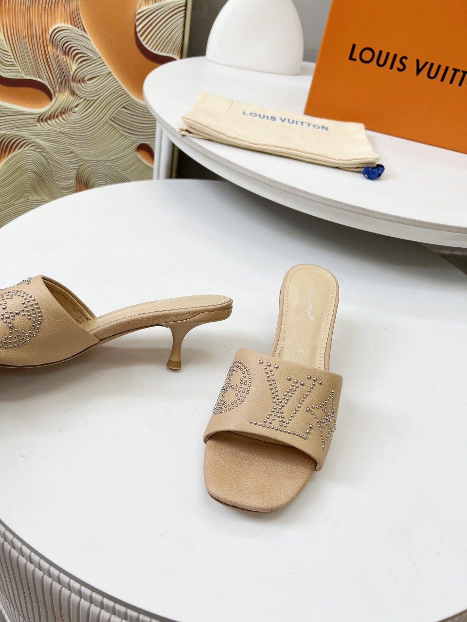 LOUIS VUITTON HIGH MULE IN CAMEL BEIGE LAMBSKIN WITH RHINSTONES 55 MM