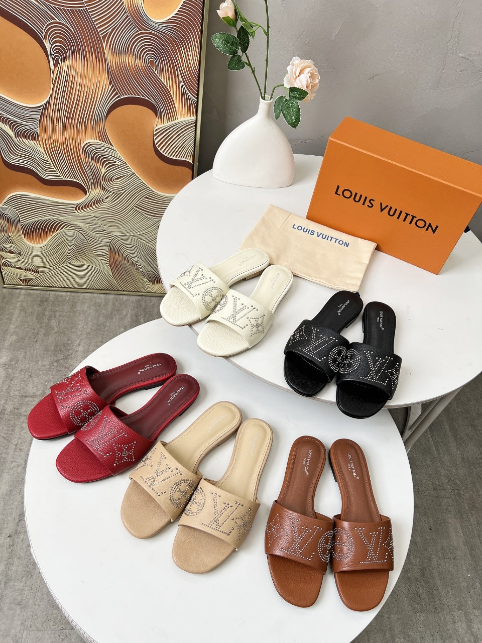 LOUIS VUITTON FLAT SLIDE IN BRONZE BROWN LAMBSKIN WITH RHINSTONES
