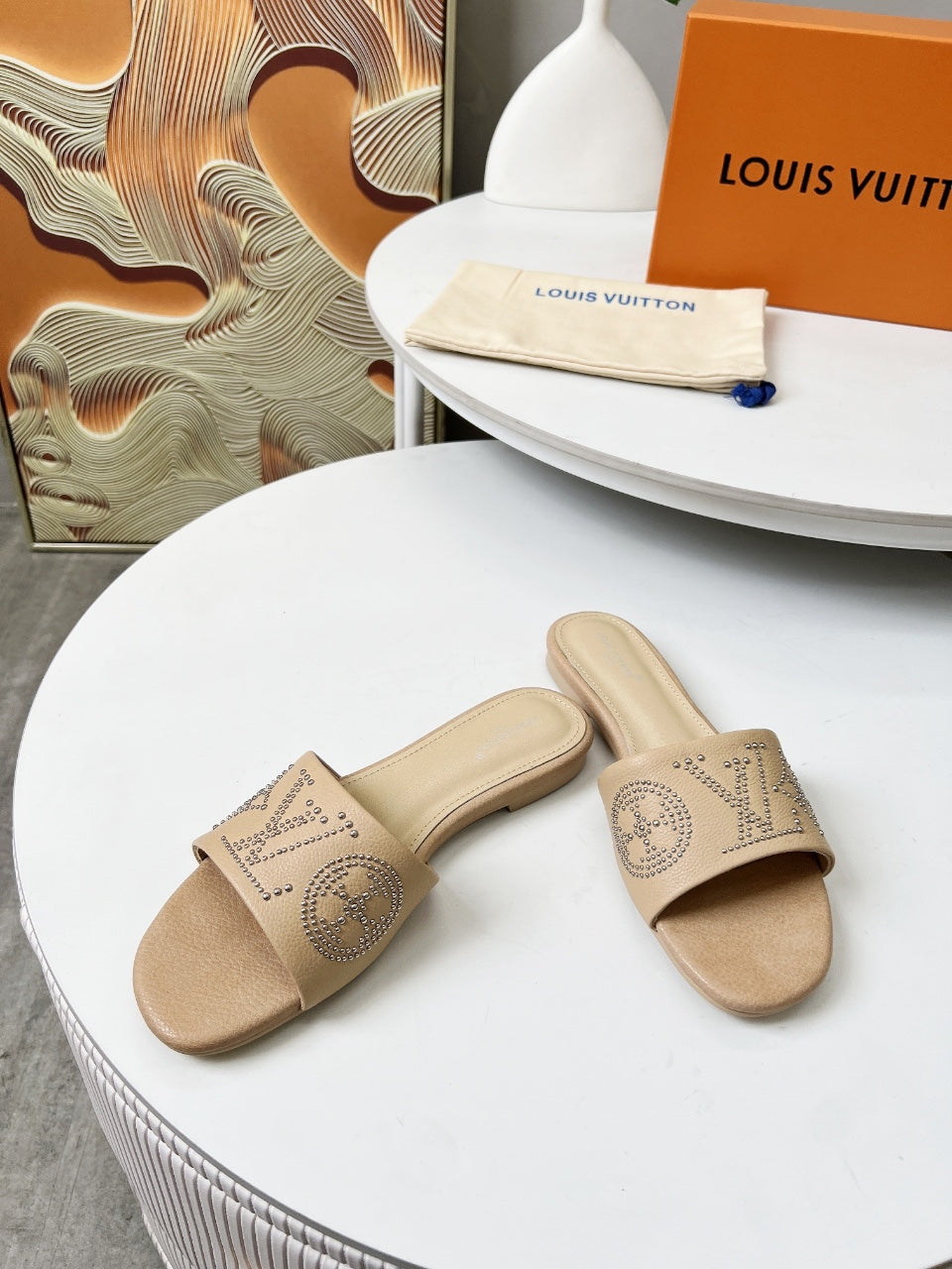 LOUIS VUITTON FLAT SLIDE IN BISQUE BEIGE LAMBSKIN WITH RHINSTONES
