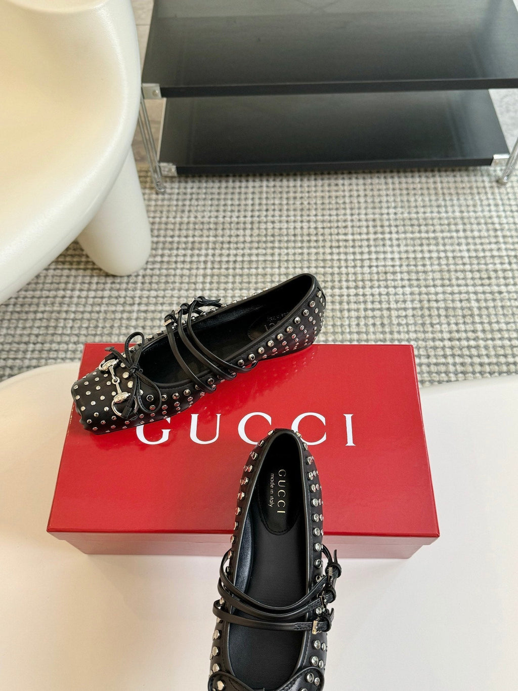 GUCCI RIVETS BALLET FLAT BLACK HORIZONTAL STRAPS LAMBSKIN