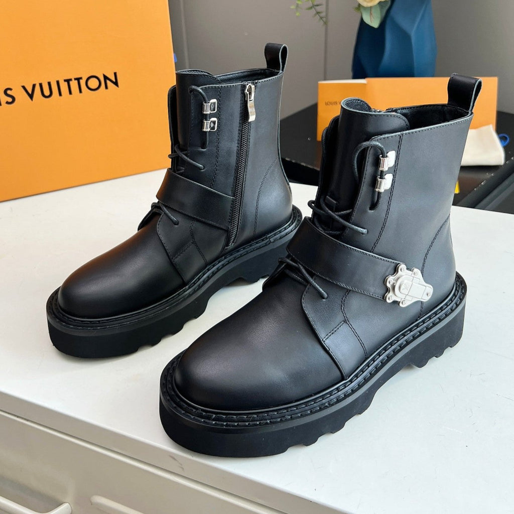 LOUIS VUITTON LV WOMEN'S BEAUBOURG ANKLE BOOT IN BLACK CALFSKIN