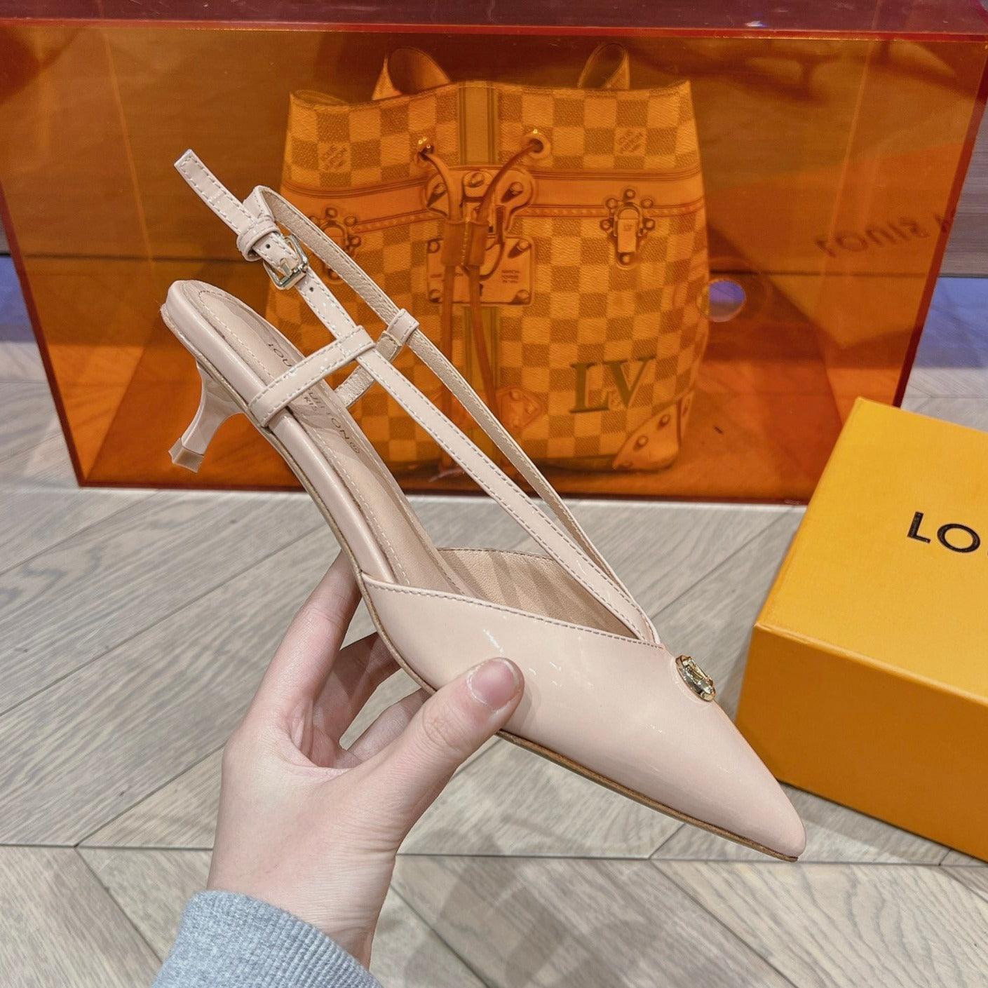 LOUIS VUITTON LV LOW HEEL SLINGBACK BEIGE