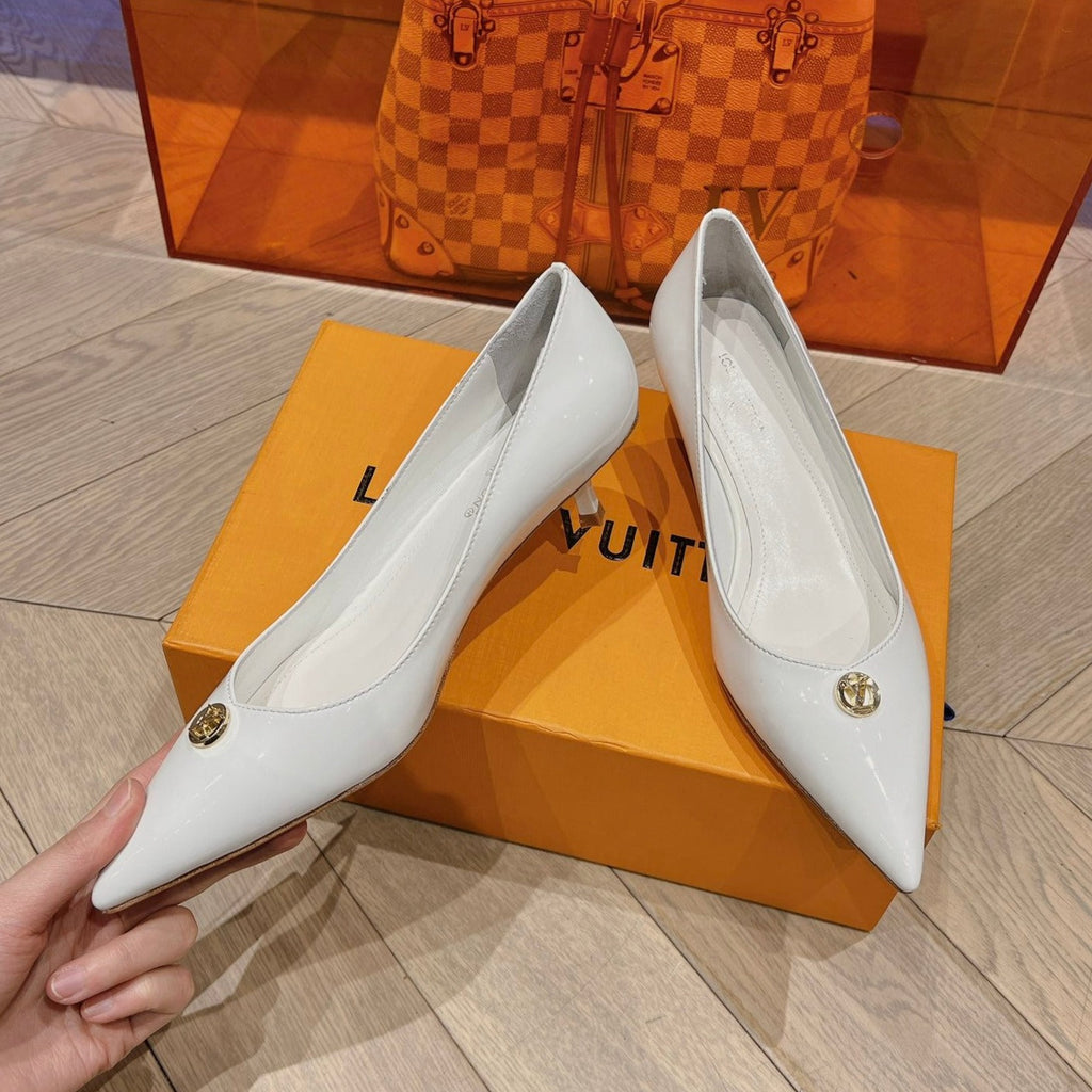 LOUIS VUITTON LV SINGLE LOW HEEL PUMP WHITE