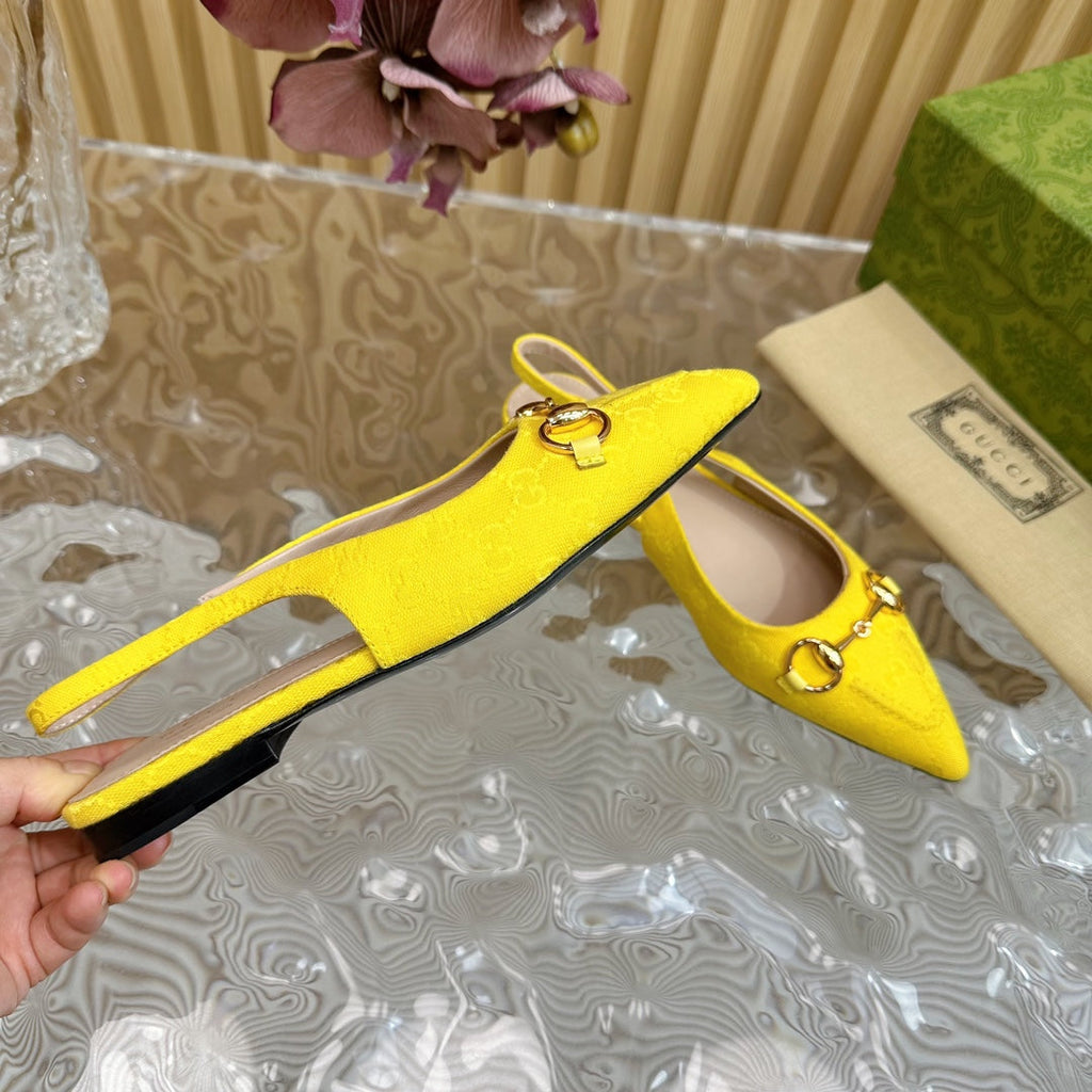 GUCCI WOMEN'S SLIDE SANDAL WITH CROSS LEMON CANVAS