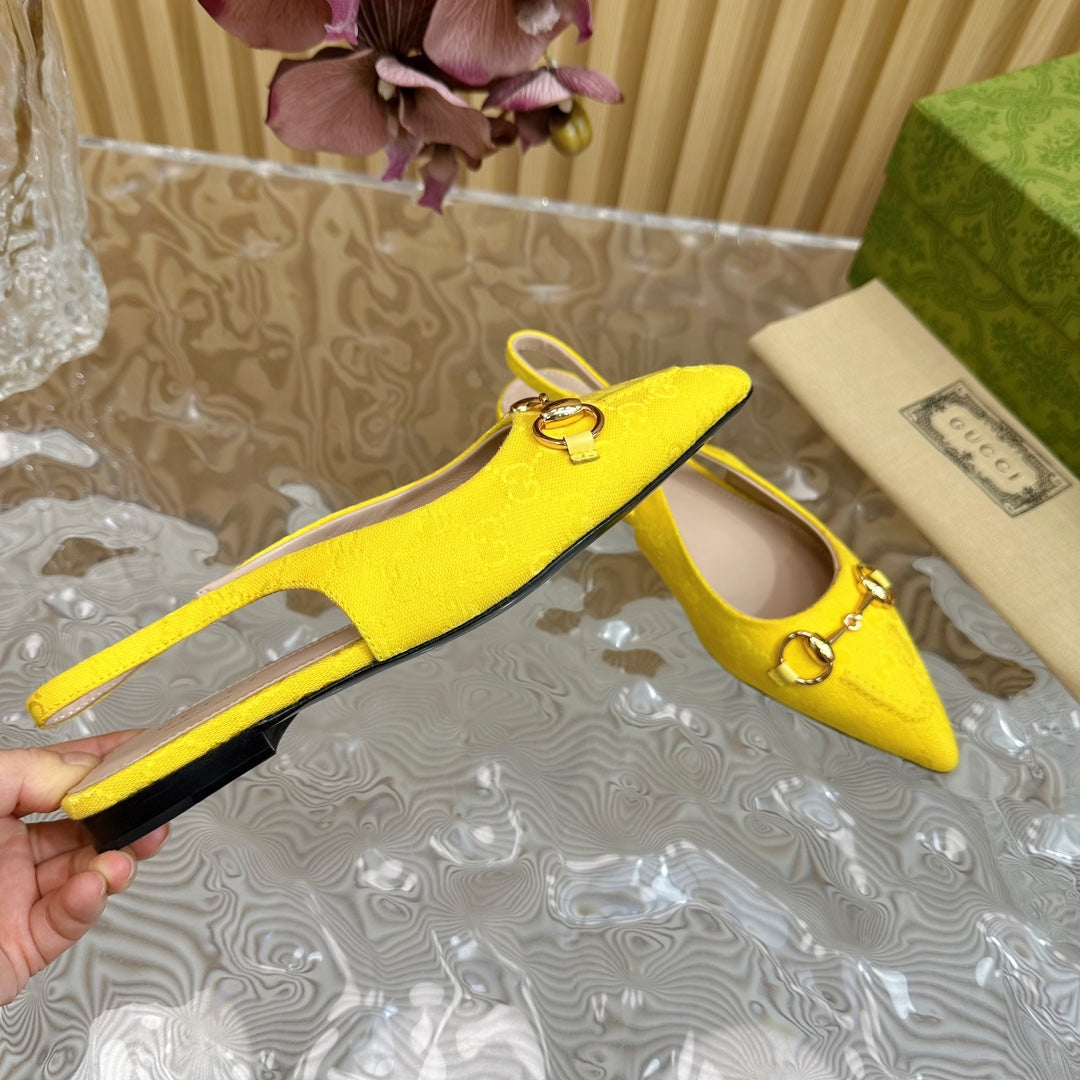 GUCCI WOMEN'S SLIDE SANDAL WITH CROSS LEMON CANVAS