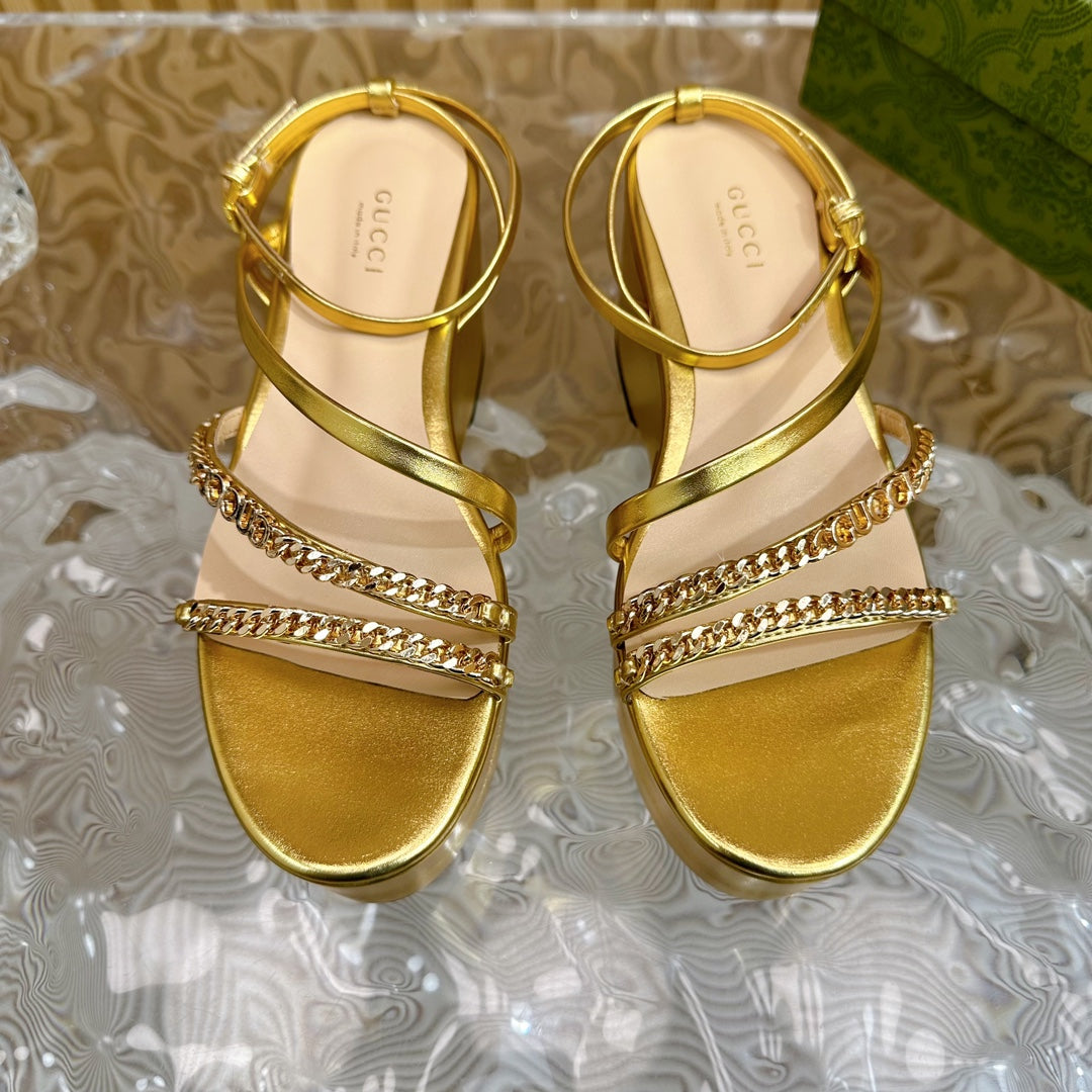 GUCCI PLATFORM SANDAL METALLIC GOLD CALFSKIN WITH CHAINS