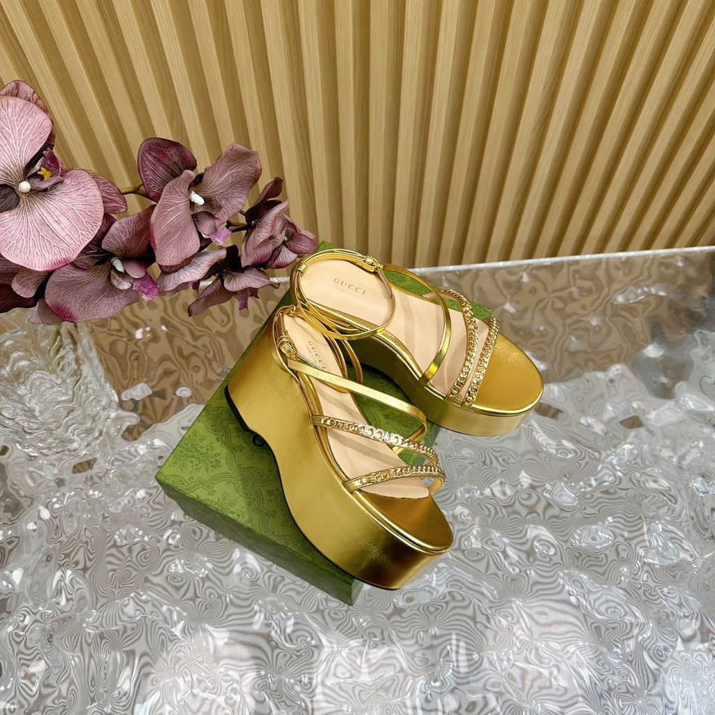 GUCCI PLATFORM SANDAL METALLIC GOLD CALFSKIN WITH CHAINS